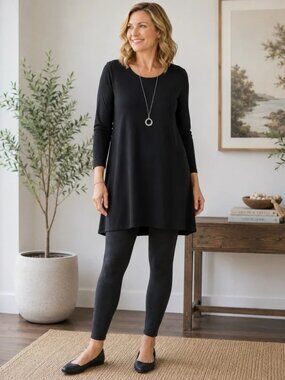LIKE NEW! Sympli Black Fluid Stretch Knit Tunic Top Size 14